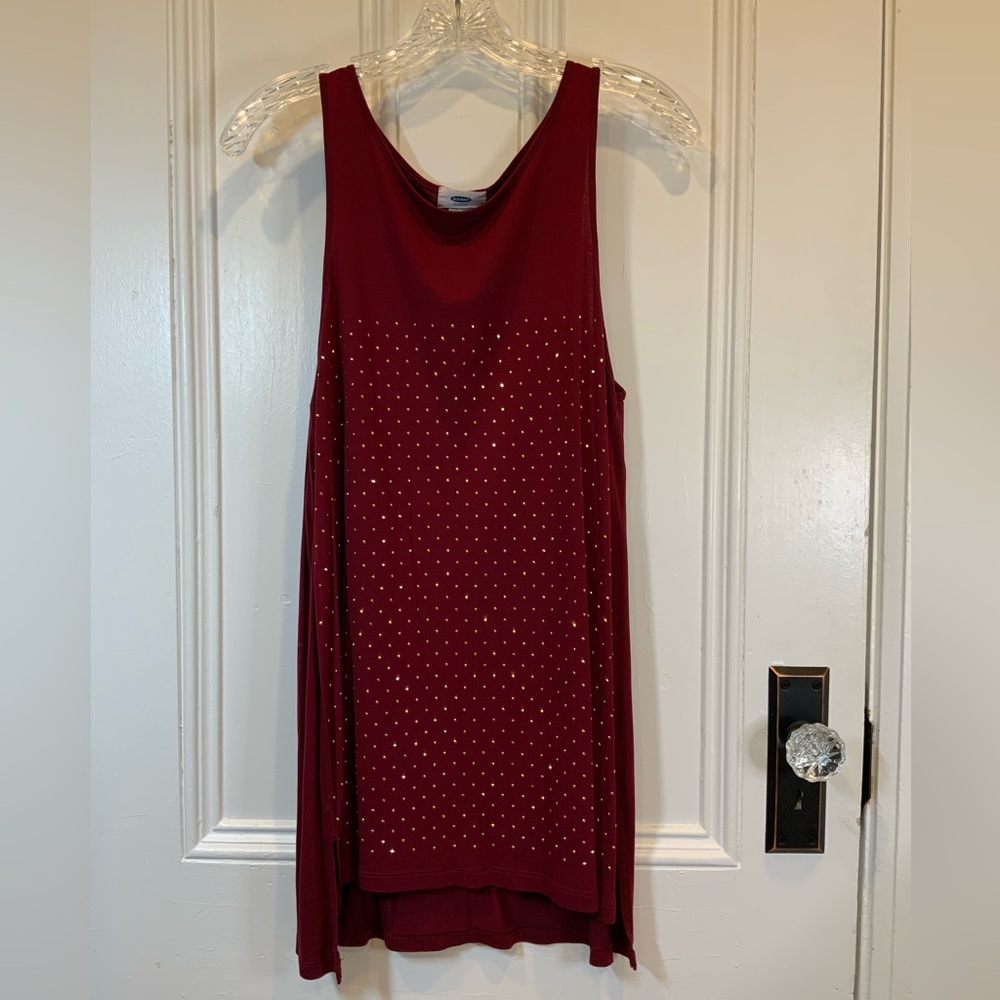 Old Navy Scoop Neck Burgundy Tank with Gold Metallic Gem Accents - Size L